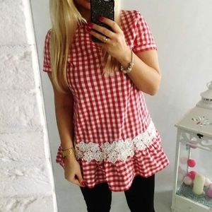 NWOT GINGHAM TOP